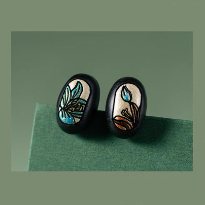 Pendientes de botón de ébano pintados a mano Nerine
