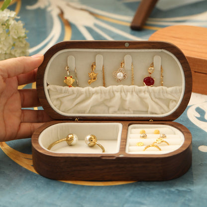 Bella Mini-Schmuckbox aus massivem Holz