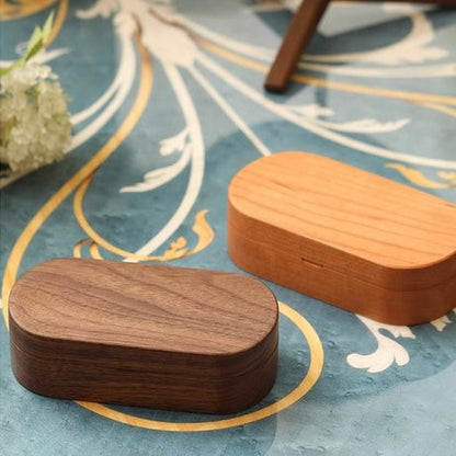 Bella Mini-Schmuckbox aus massivem Holz