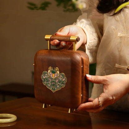 Rosalie Schmuckbox aus Holz mit Griff